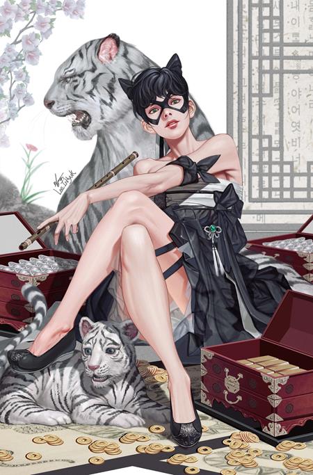 *Pre-Order* CATWOMAN #76 CVR C INHYUK LEE CARD STOCK VAR