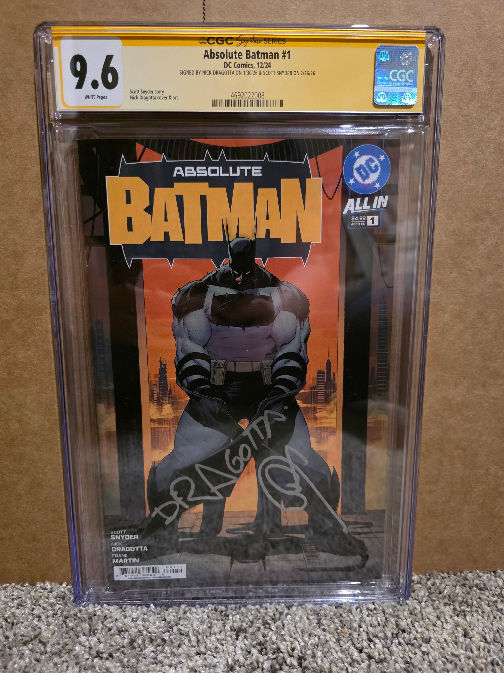Absolute Batman # 1 1st Print Signed by Dragotta/Snyder CGC 9.6