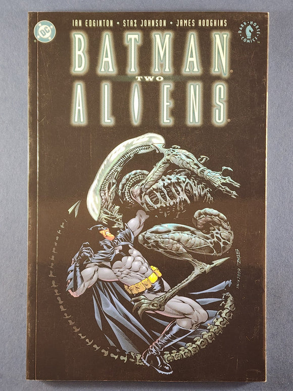 Batman versus Aliens Vol. 2 1st Print
